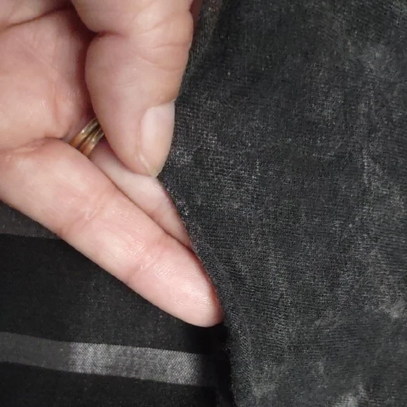 Netflix Stranger Things Hellfire Club Women's M T-Shirt - Black and Red - Picture 7 of 7